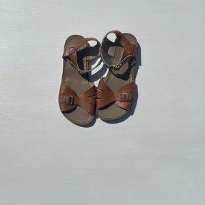 Size 1 saltwater sandals